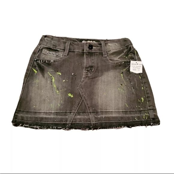 Gray Splattered Denim mini skirt🖤✨ - Picture 2 of 4